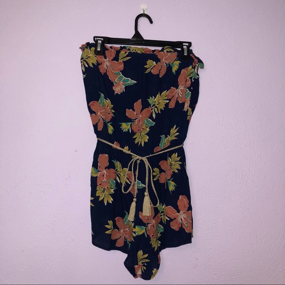 Forever 21 Pants - Forever 21 Floral Romper L
